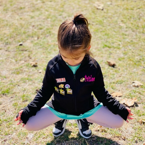 Meet your Posher, Jennifer - Picture 12 of 12